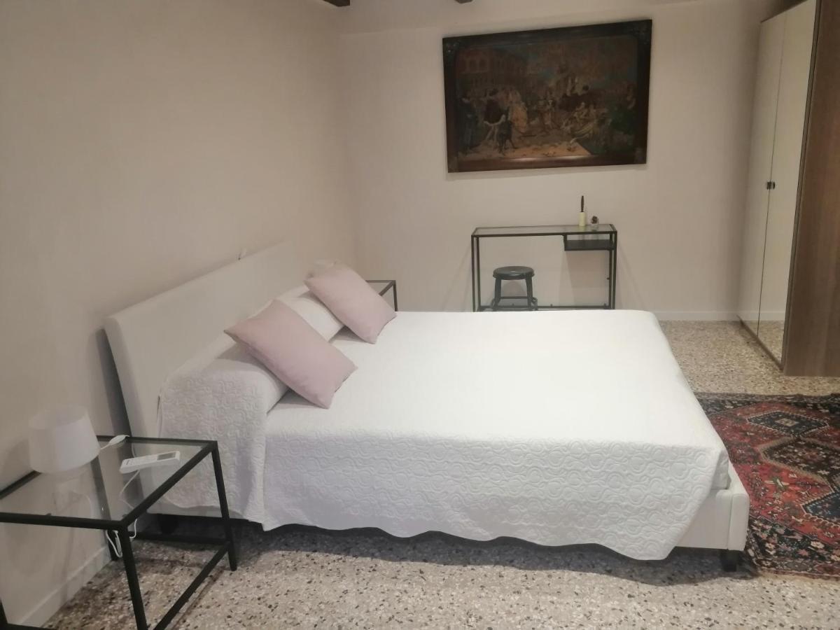Residence Castello Venezia Екстериор снимка