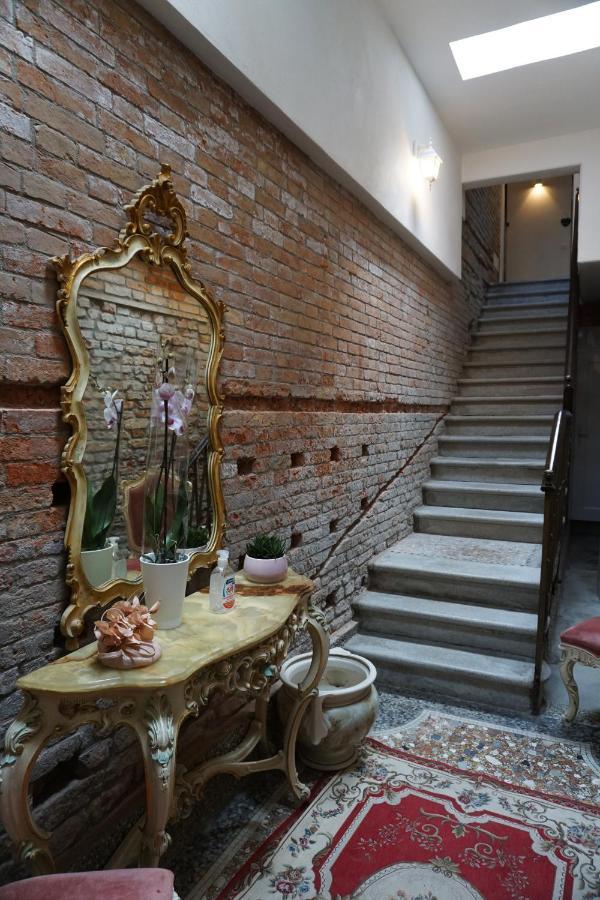 Residence Castello Venezia Екстериор снимка